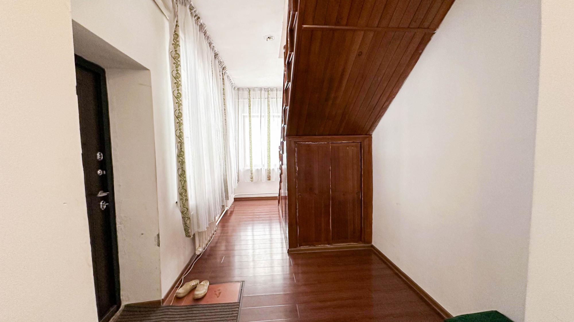 10-комнантный квартира, 410.0 м²,Болашак за 52 000 000