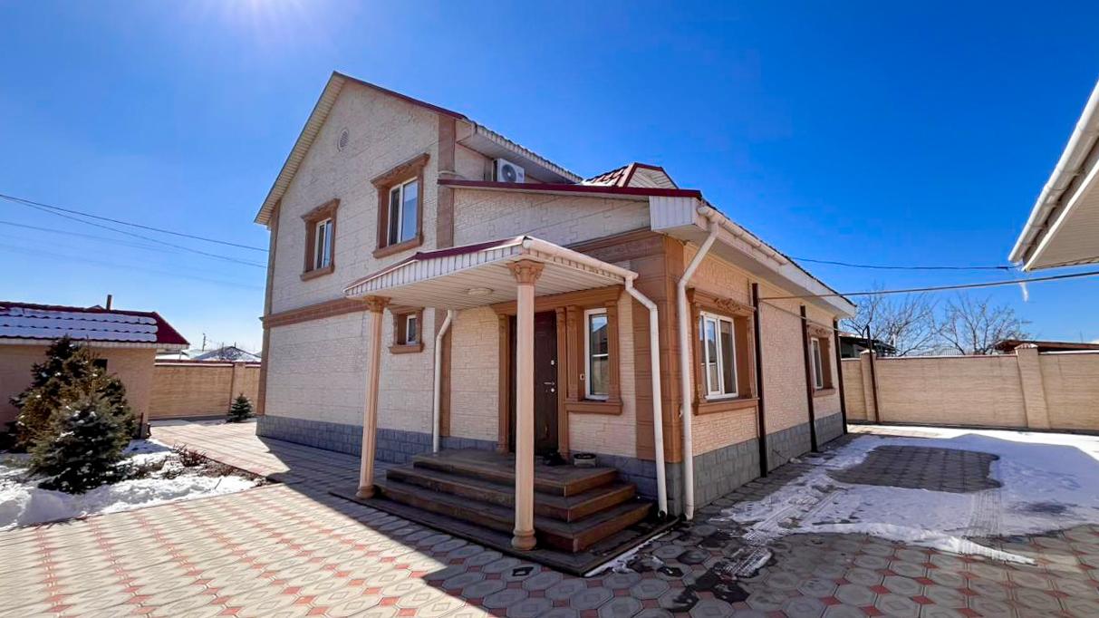 5-комнантный квартира, 185.0 м²,Кабанбай Батыра за 60 000 000