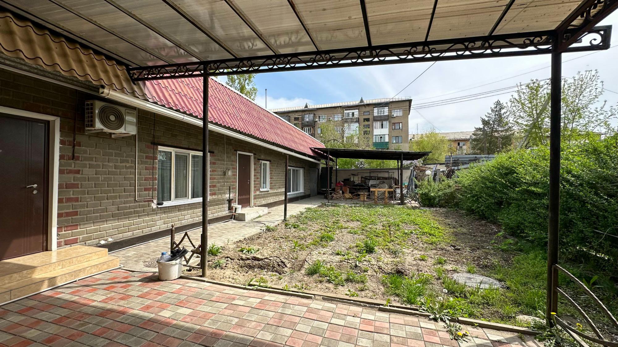 4-комнантный квартира, 140.0 м²,Аксуйская за 50 000 000
