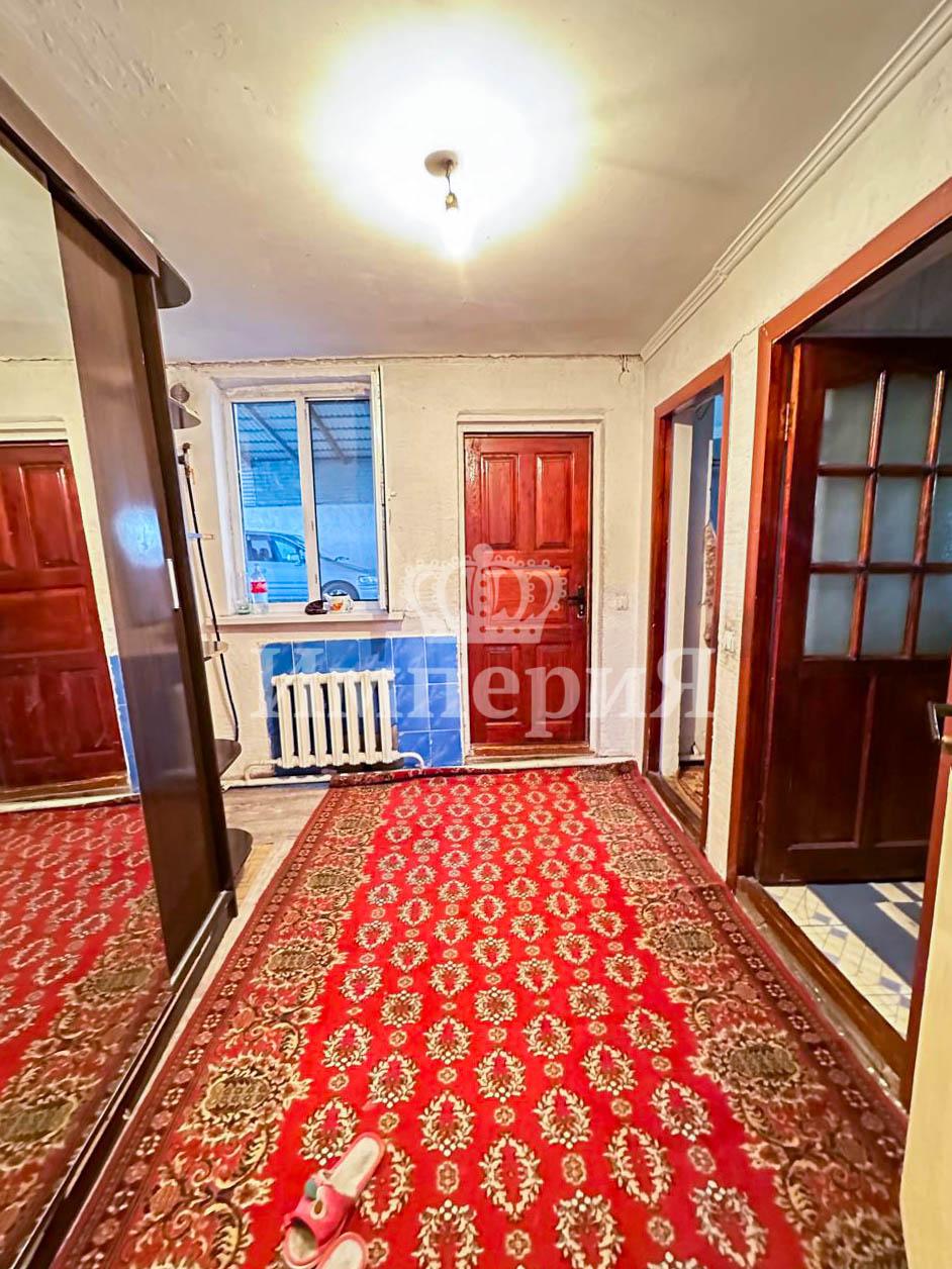 5-комнантный квартира, 1550.0 м²,Аманжолова за 21 000 000