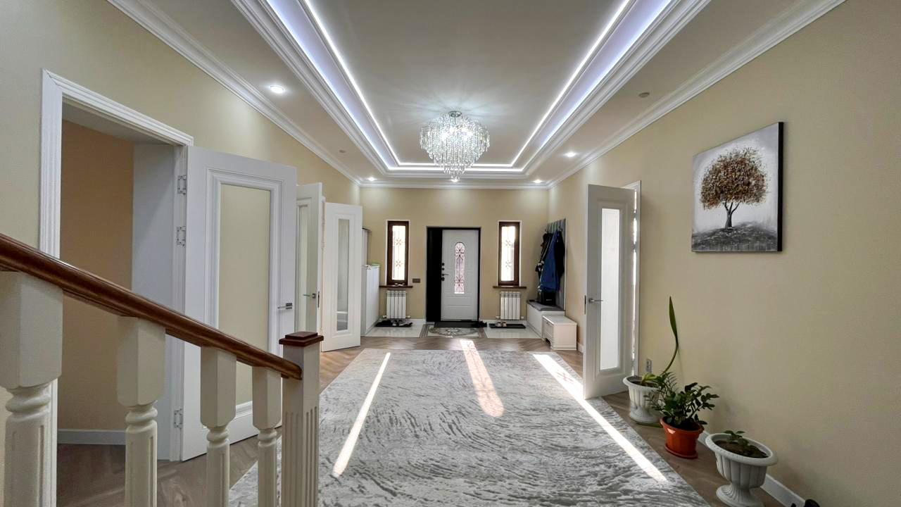 6-комнантный квартира, 236.0 м²,Ак бастау за 120 000 000