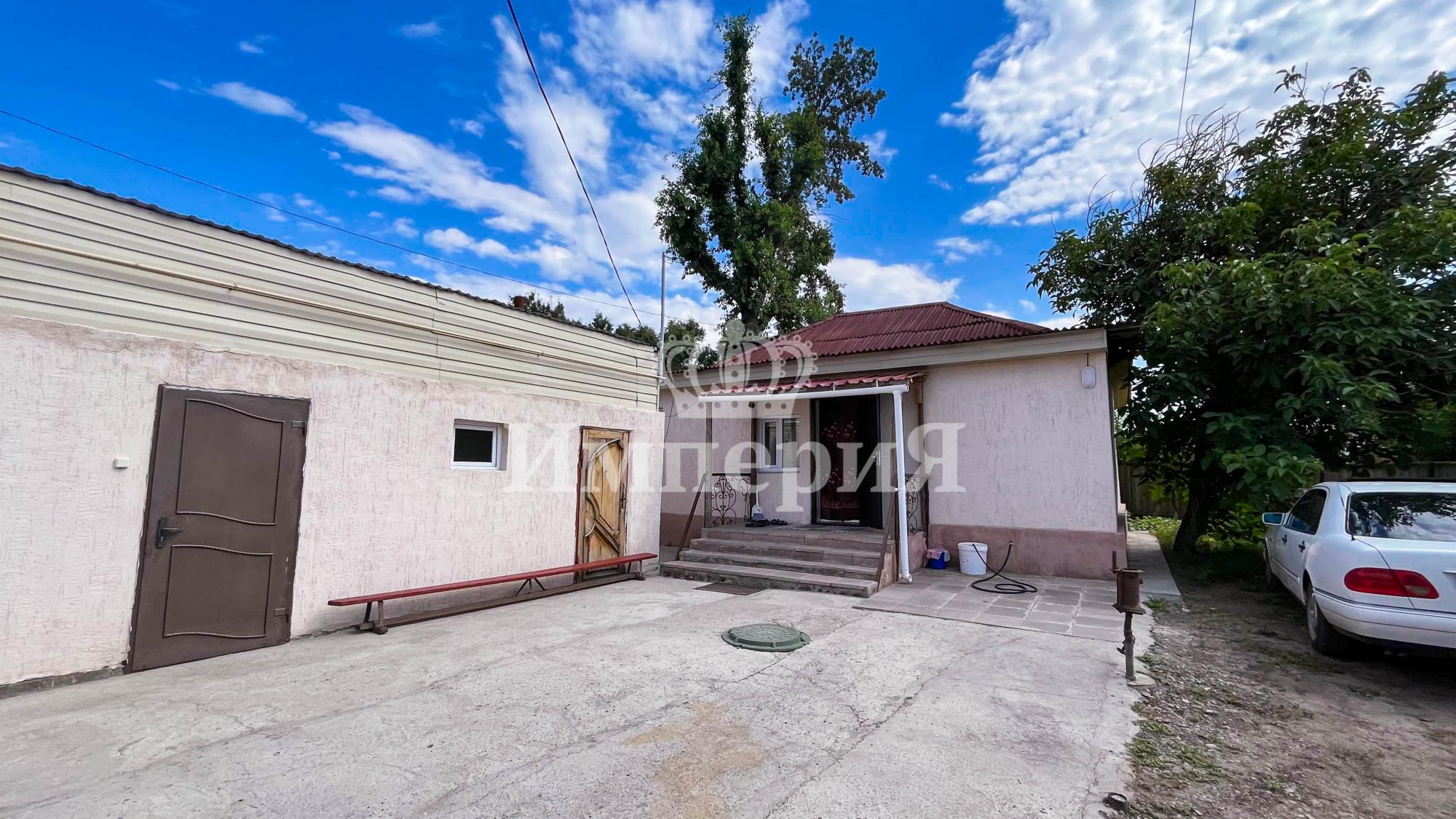 4-комнантный квартира, 73.0 м²,Брусиловского за 20 000 000