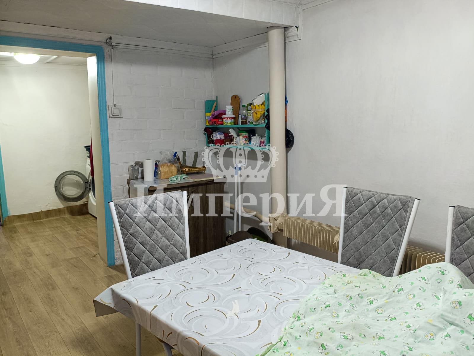 5-комнантный квартира, 90.0 м²,Абая за 9 500 000