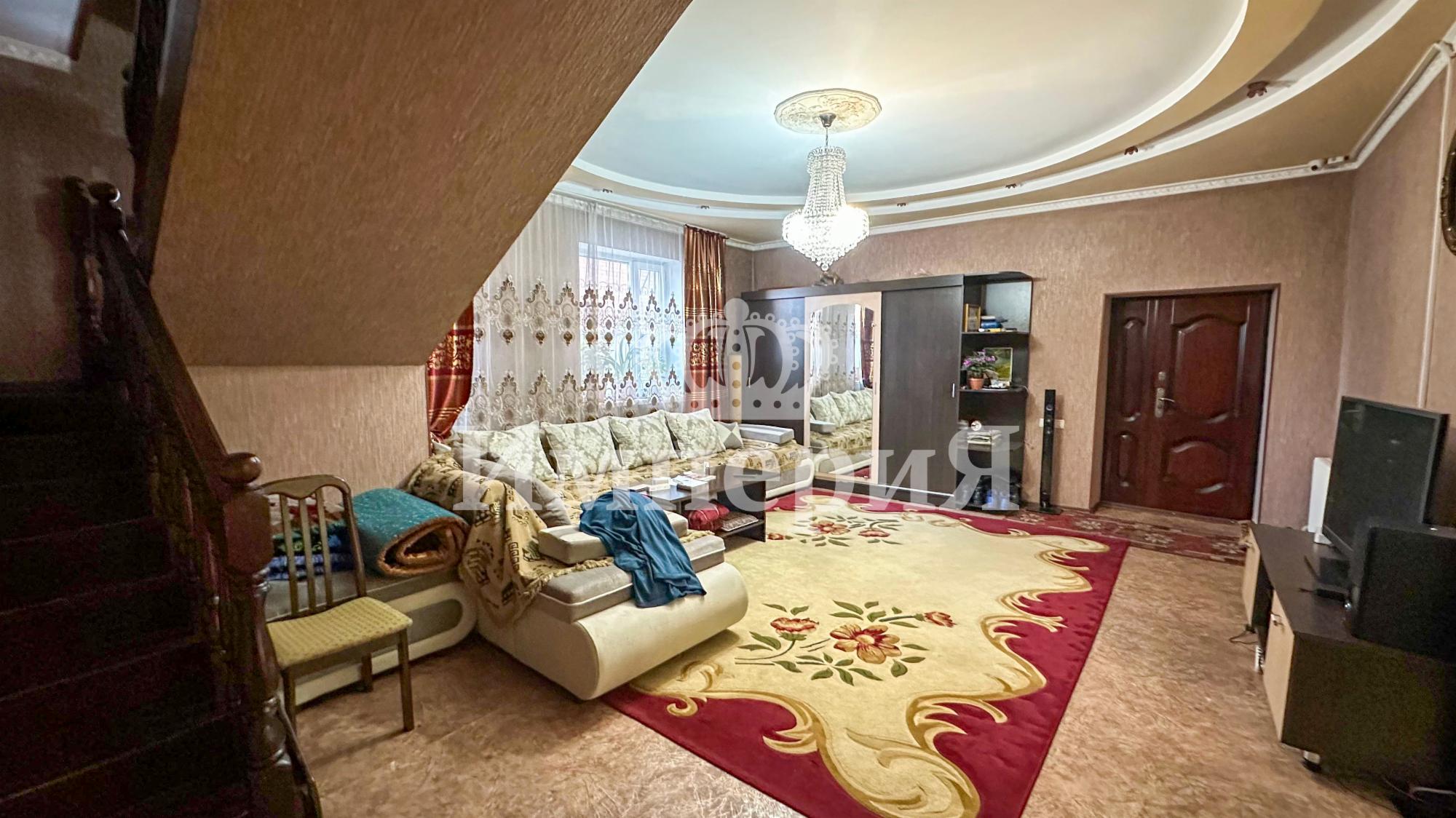 5-комнантный квартира, 218.0 м²,Ескельды Би за 80 000 000