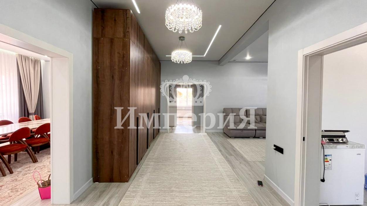 5-комнантный квартира, 157.0 м²,Арасан за 63 000 000
