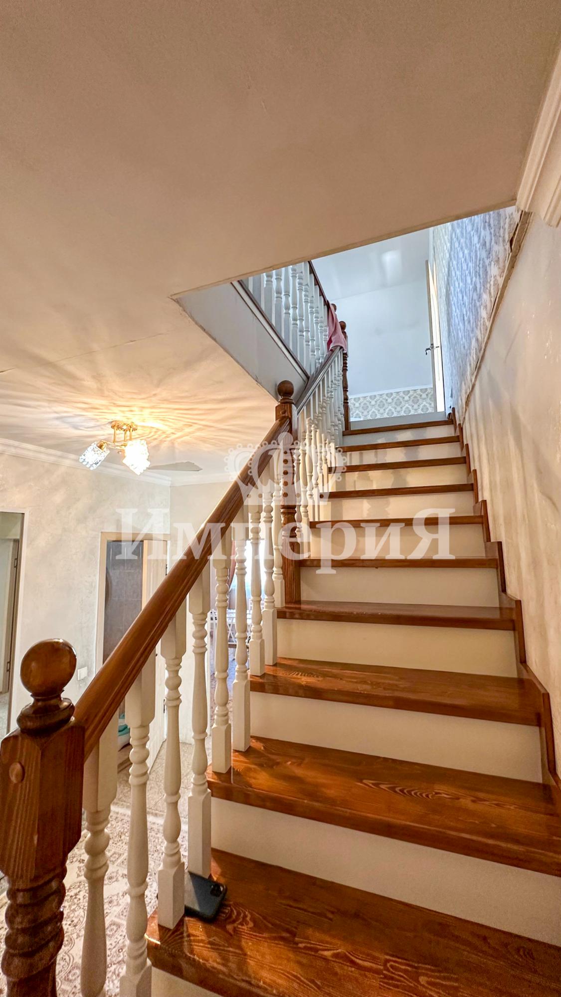 4-комнантный квартира, 140.0 м²,Есбатыр Есбатырова за 41 000 000