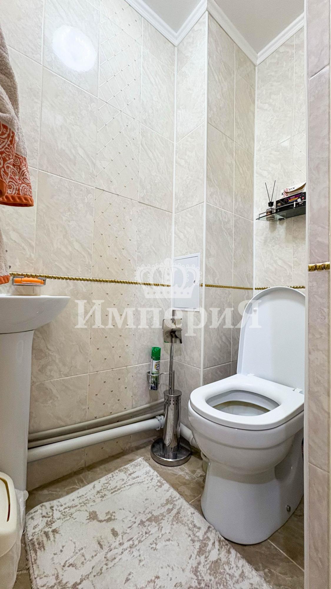 5-комнантная квартира, 120.0 м²,3 мкр за 35 500 000