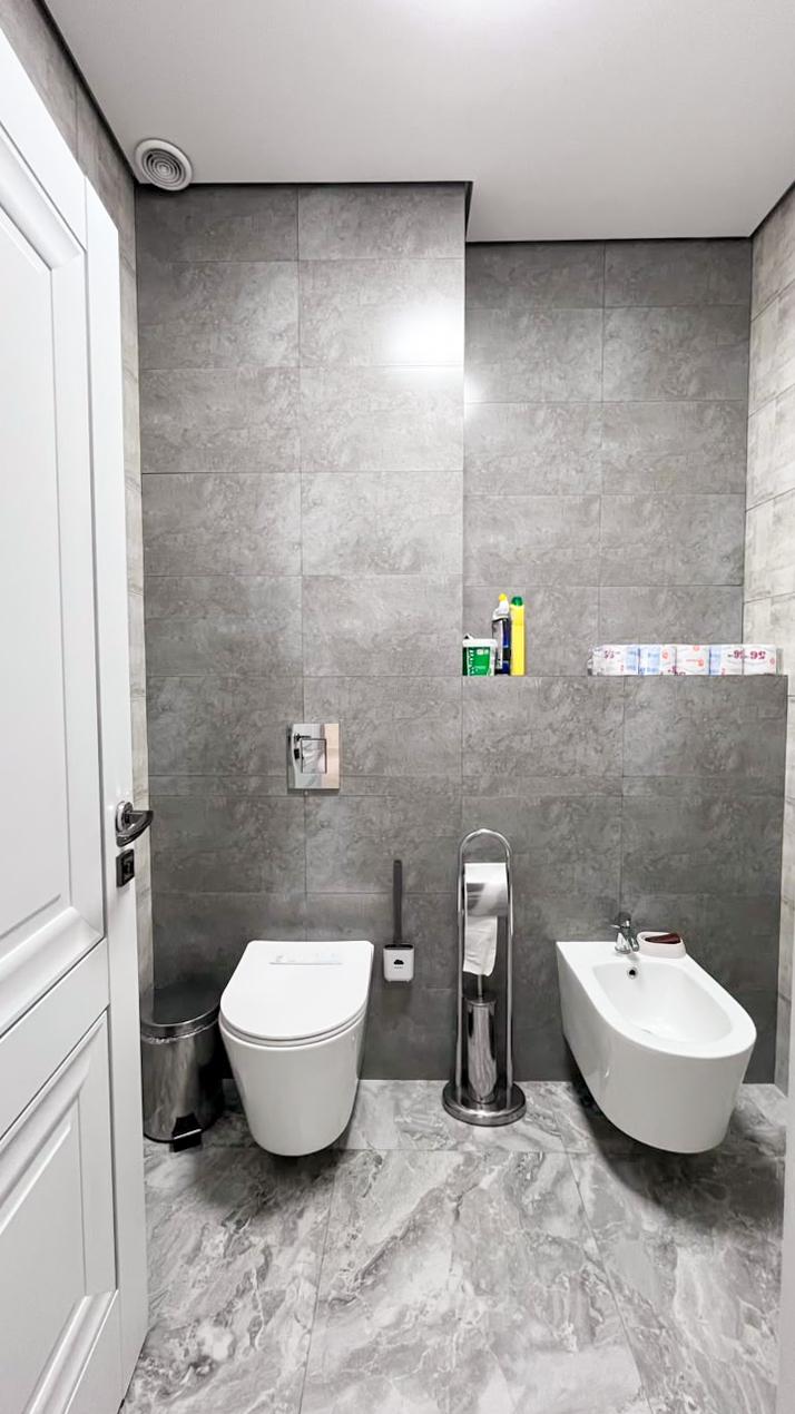 9-комнантный квартира, 215.0 м²,Коктем за 100 000 000