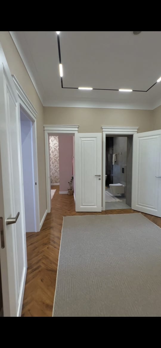 5-комнантный квартира, 200.0 м²,Садовая за 93 000 000