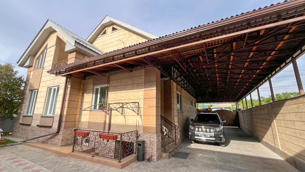 6-комнантный квартира, 198.0 м²,Центр за 65 000 000