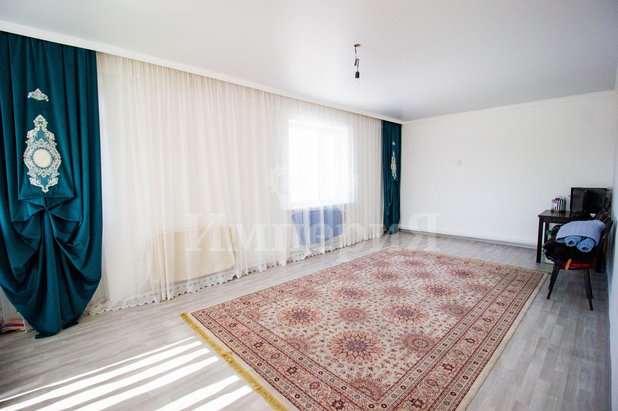 5-комнантный квартира, 151.0 м²,Брусиловского за 27 000 000