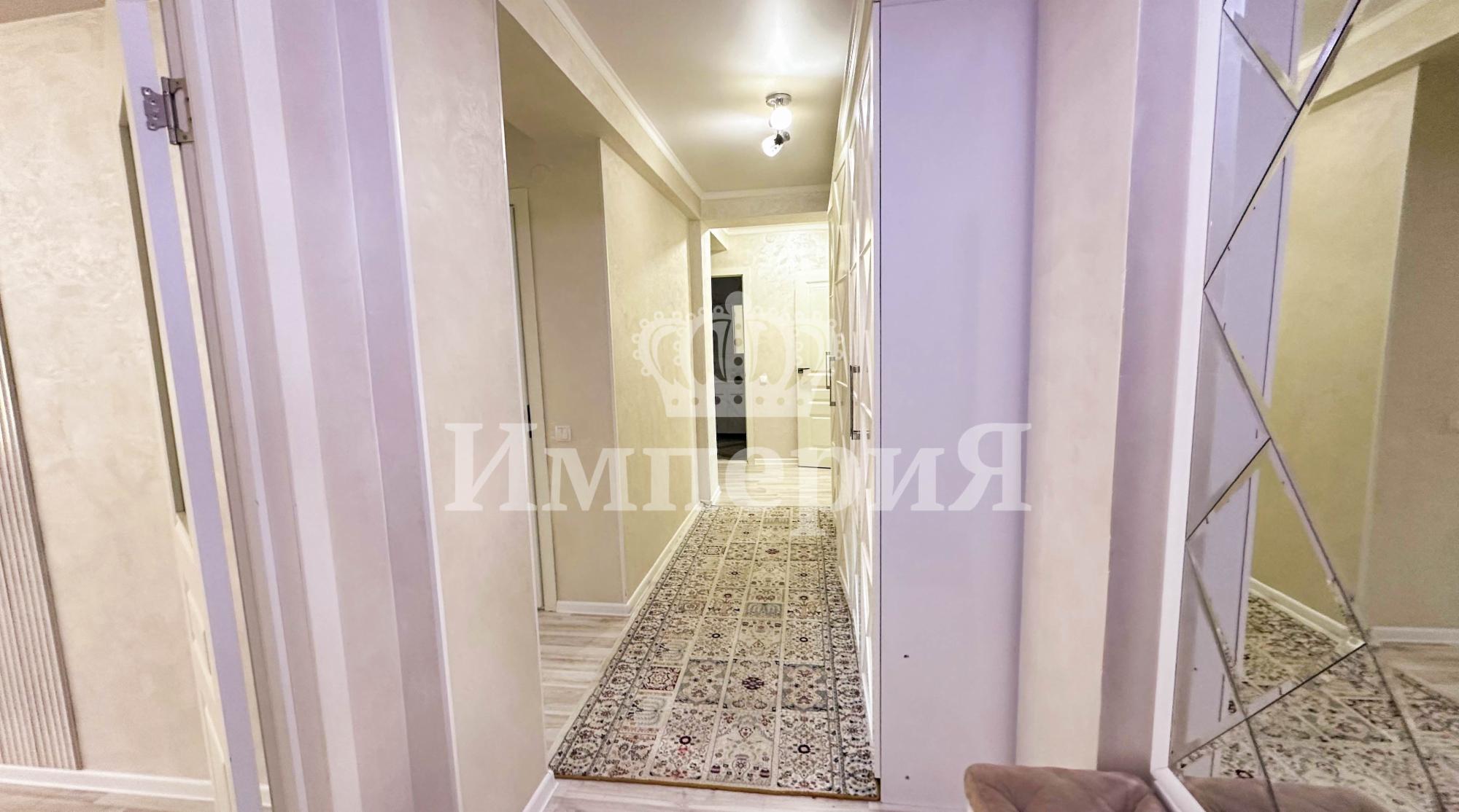 5-комнантная квартира, 176.0 м²,Назарбаева за 51 000 000