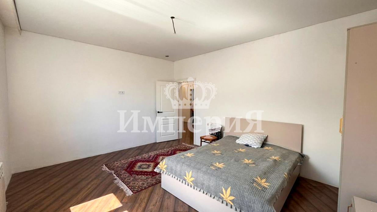 5-комнантный квартира, 167.0 м²,Абубакирова за 47 000 000