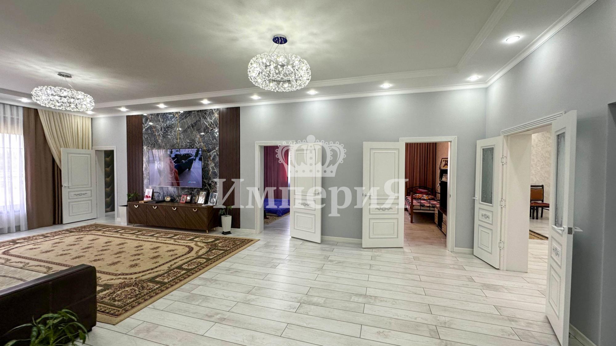 5-комнантный квартира, 208.0 м²,Талдыкорганская за 50 000 000