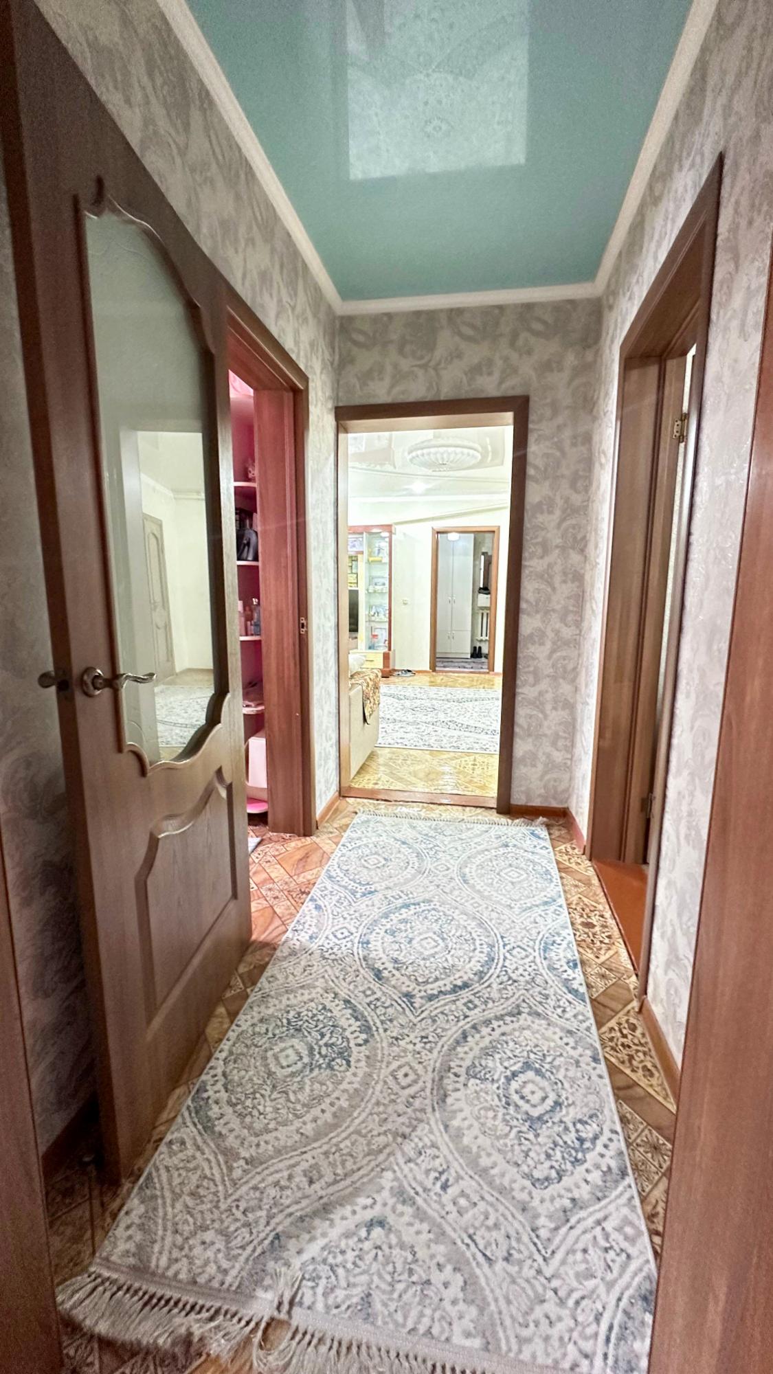 4-комнантный квартира, 140.0 м²,Абая за 24 500 000