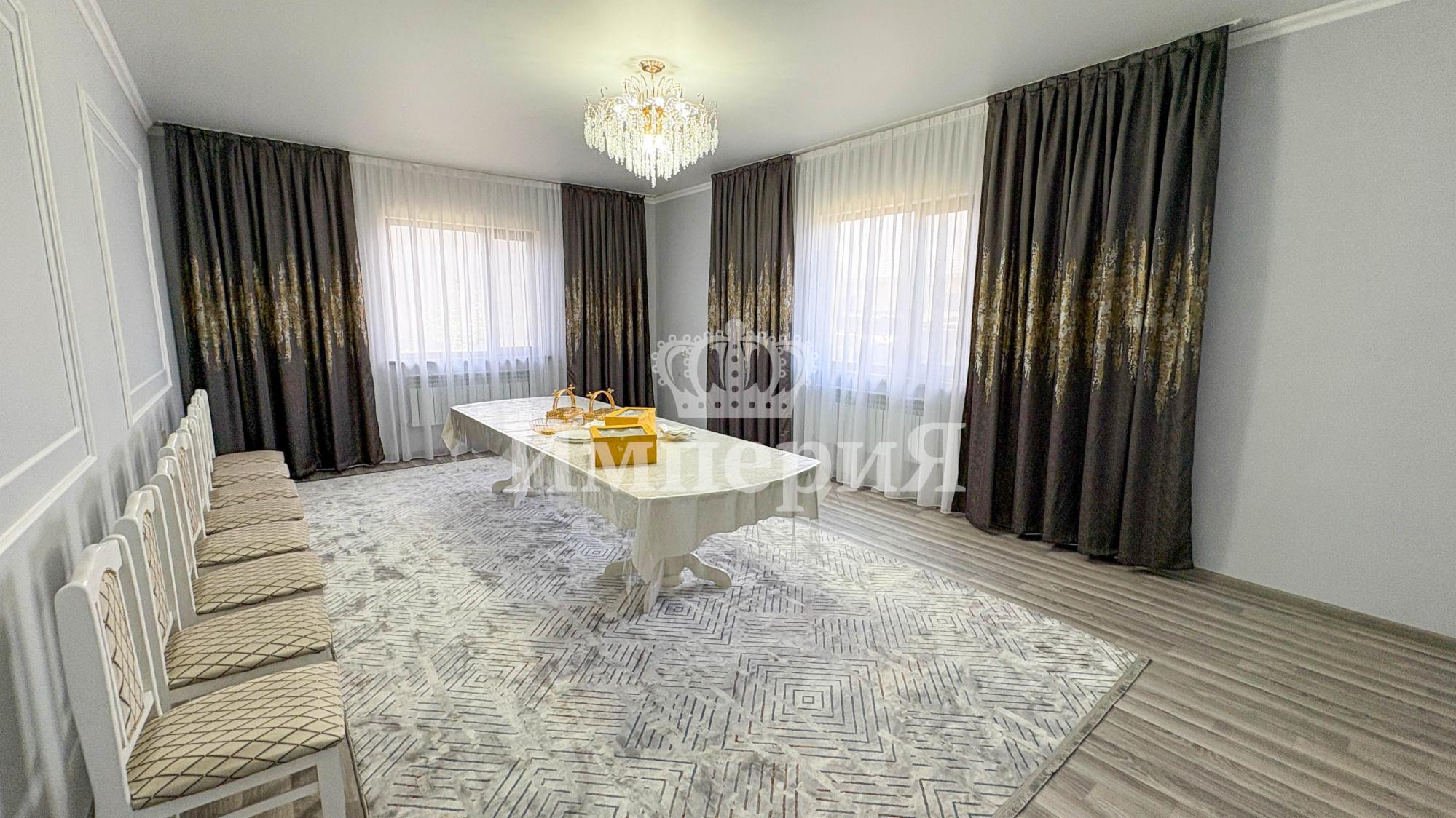 5-комнантный квартира, 247.8 м²,мкр Жастар за 58 000 000