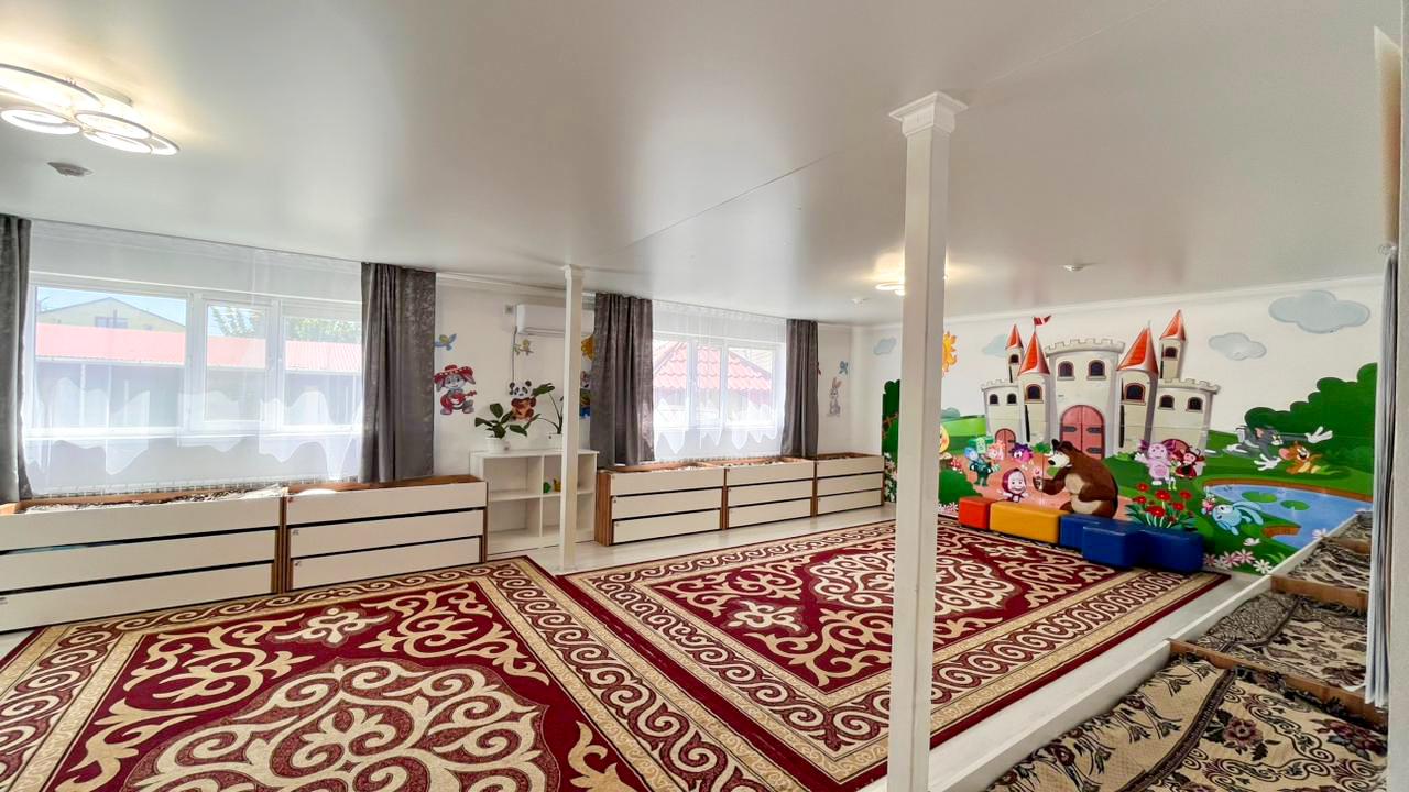 8-комнантный квартира, 311.0 м²,Жазиралы за 75 000 000