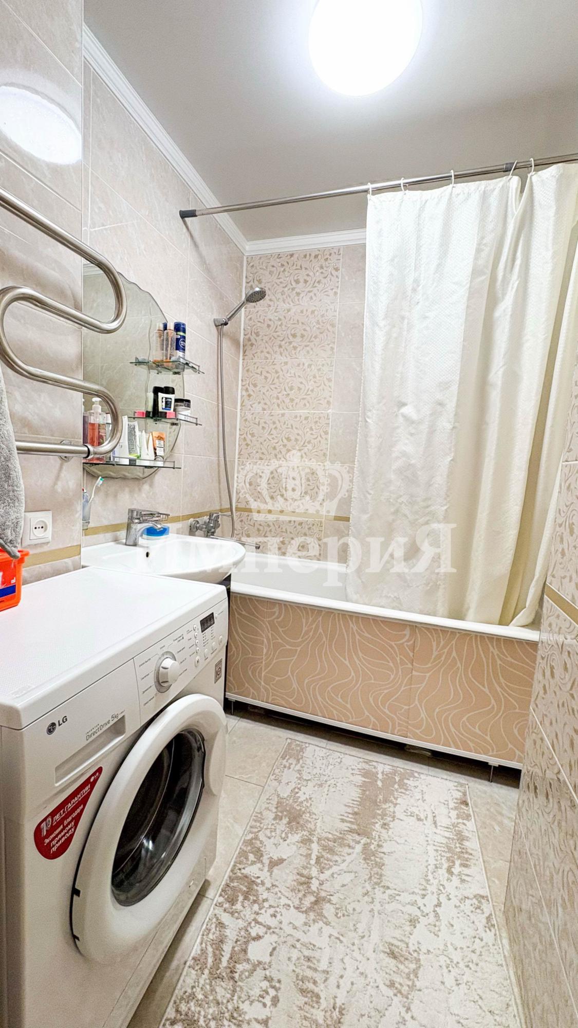 5-комнантная квартира, 120.0 м²,3 мкр за 35 500 000