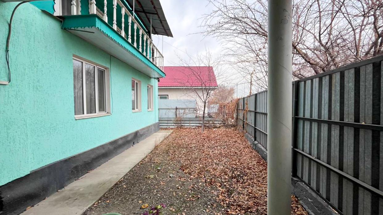 6-комнантный квартира, 120.0 м²,Берликожанова за 26 000 000