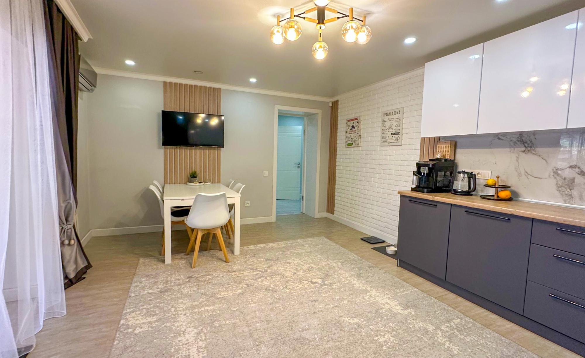 5-комнантный квартира, 238.0 м²,Калиева за 79 000 000