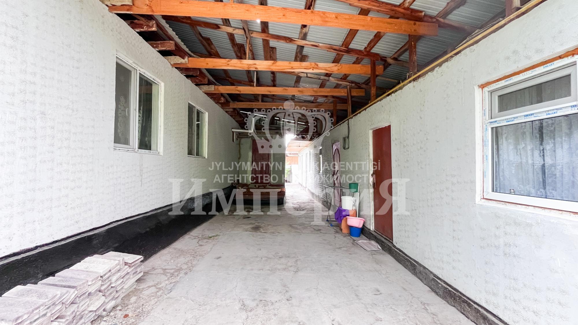 4-комнантный квартира, 122.0 м²,Подобедова за 23 000 000