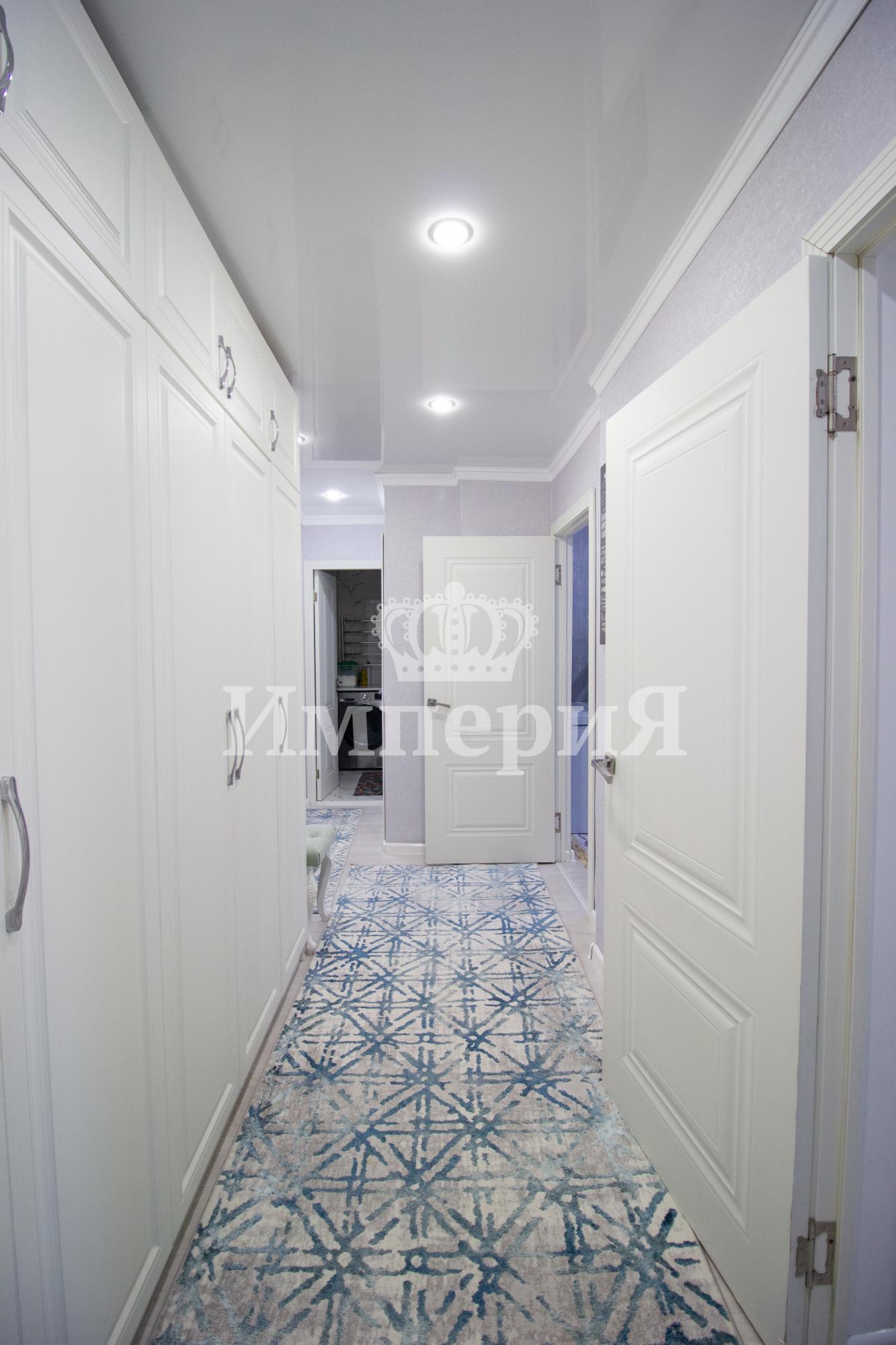 5-комнантная квартира, 100.0 м²,5 мкр за 28 000 000