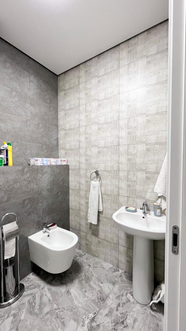 9-комнантный квартира, 215.0 м²,Коктем за 100 000 000