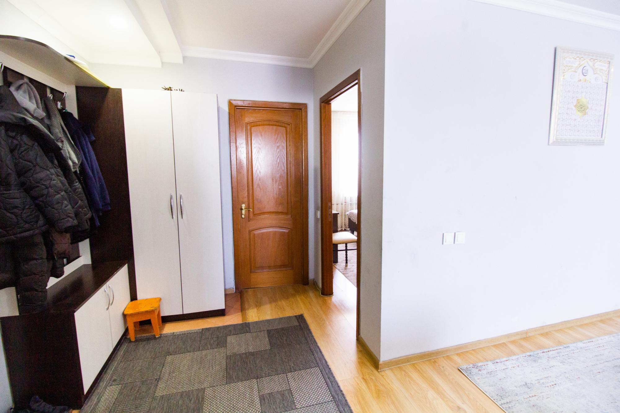 4-комнантная квартира, 89.0 м²,Чайковского за 27 000 000