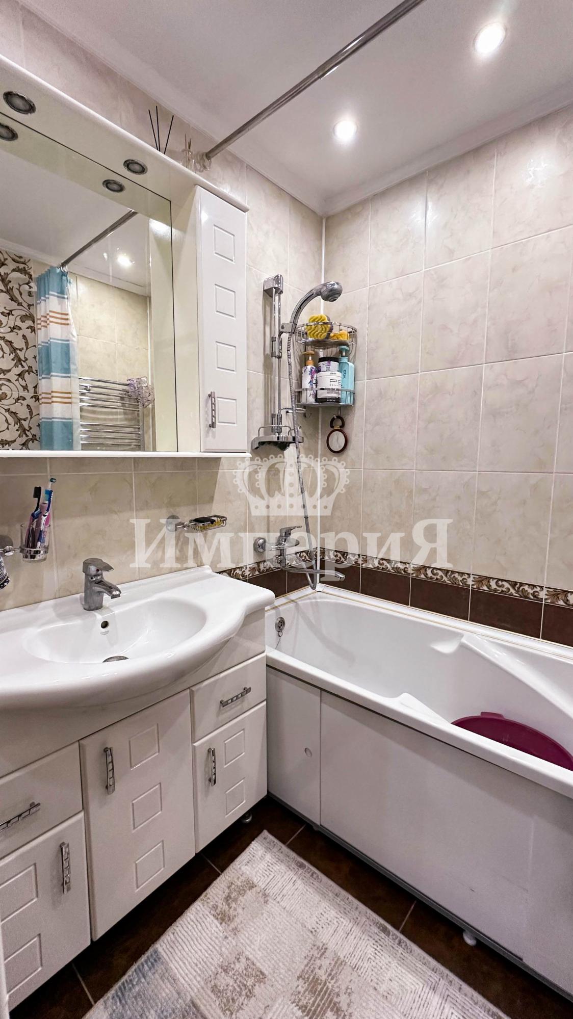 4-комнантная квартира, 95.0 м²,5 мкр за 25 000 000