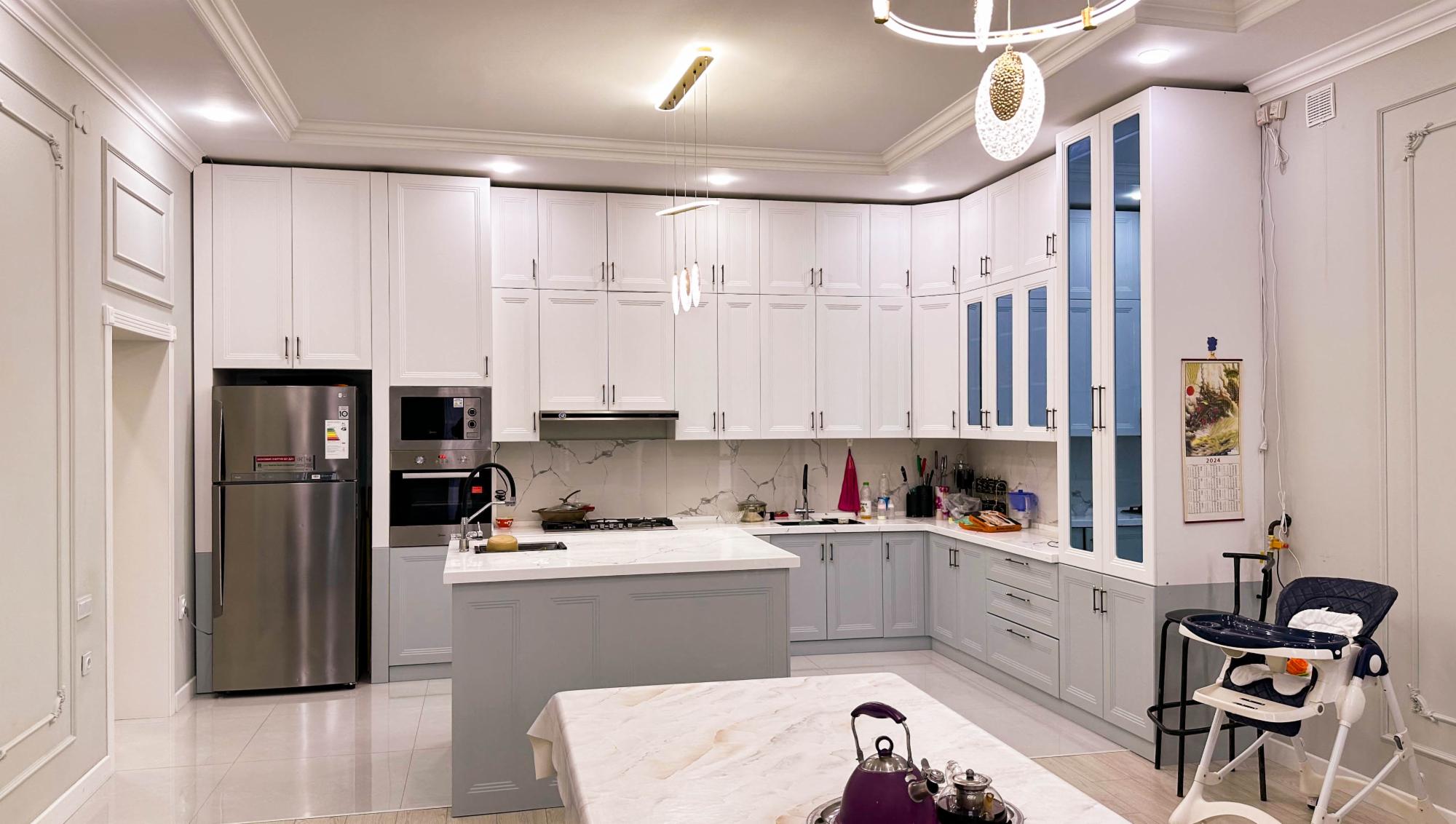 7-комнантный квартира, 323.5 м²,Ескельды Би за 100 000 000