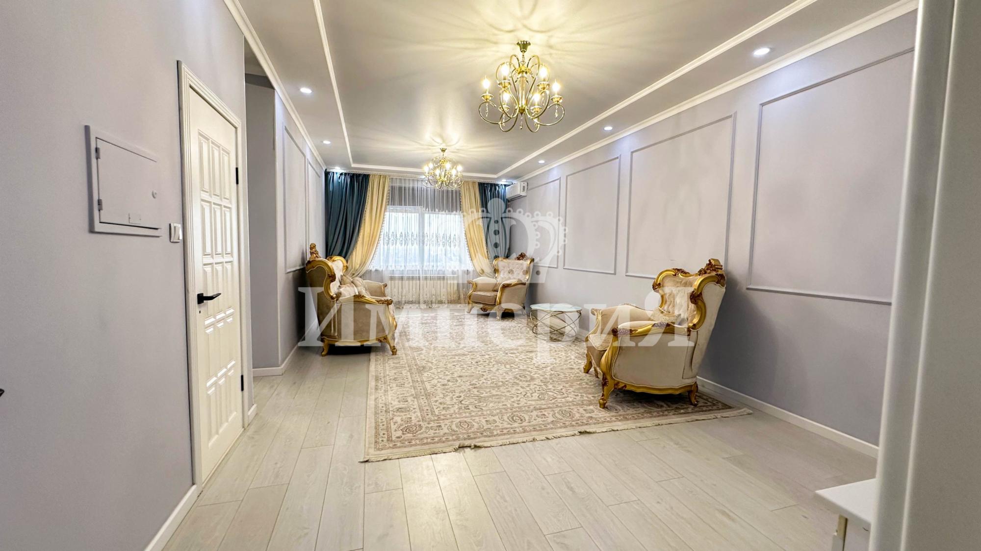 5-комнантная квартира, 176.0 м²,Назарбаева за 53 000 000