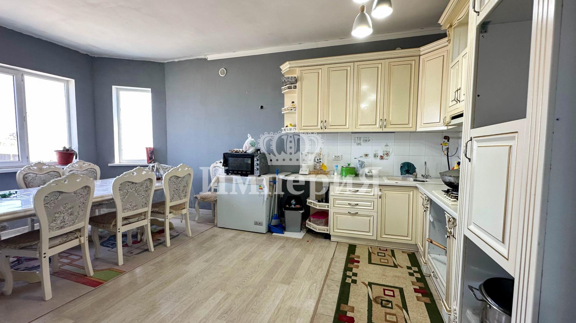 7-комнантный квартира, 220.0 м²,Абая за 40 000 000