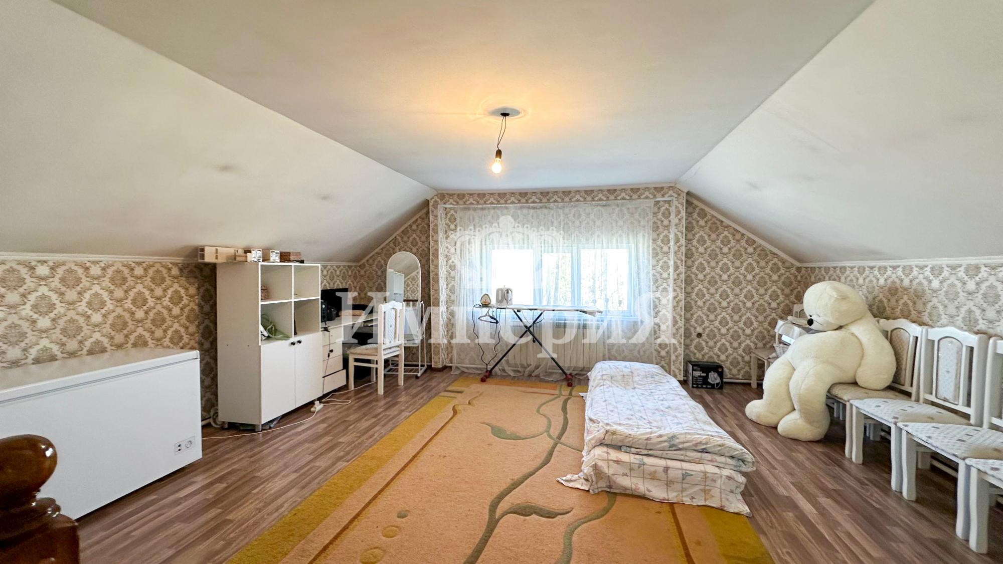 4-комнантный квартира, 140.0 м²,Есбатыр Есбатырова за 40 000 000