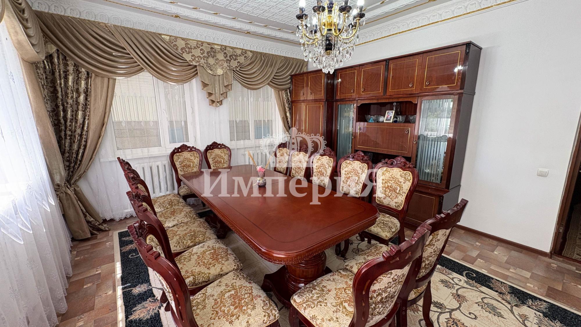 5-комнантный квартира, 138.0 м²,Алдабергенова за 52 000 000