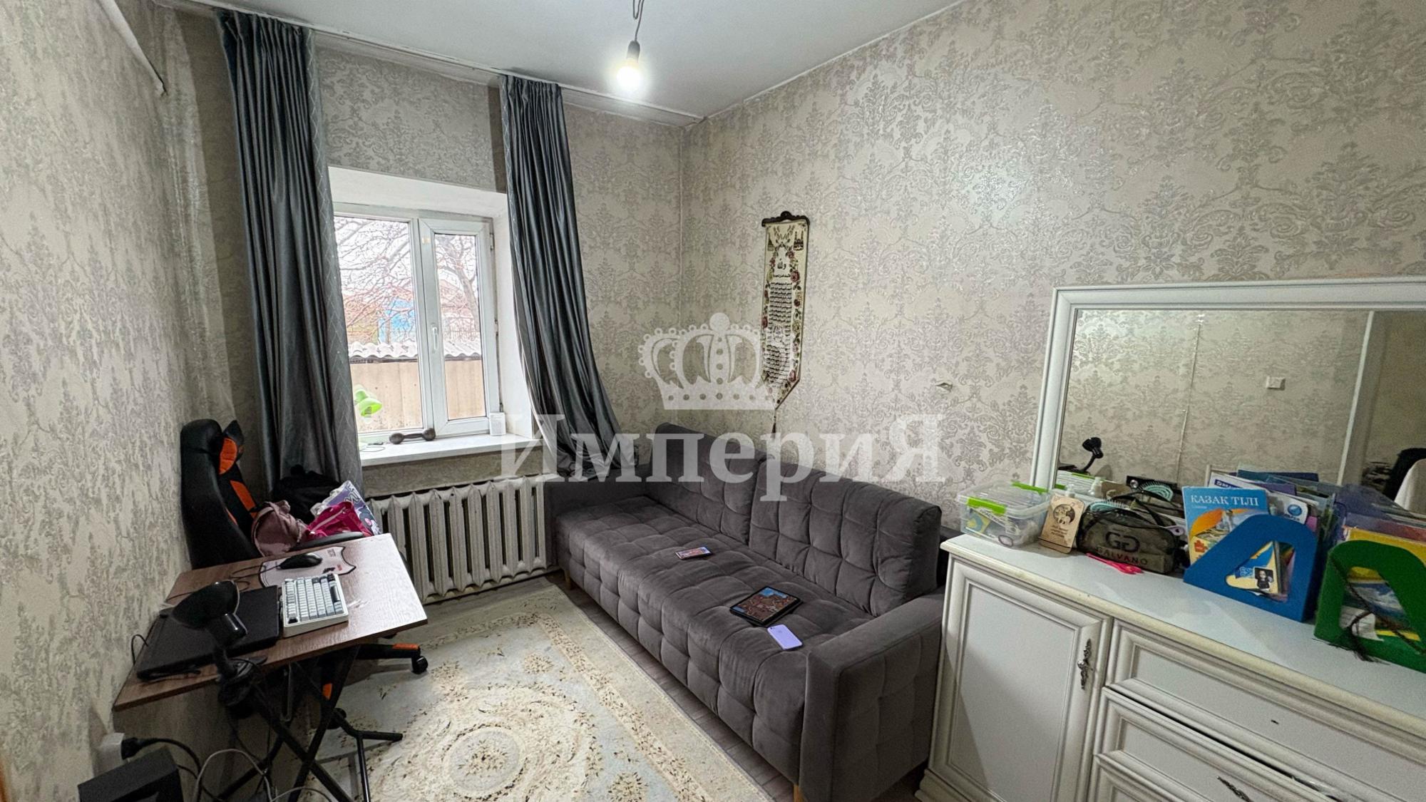 4-комнантный квартира, 49.0 м²,Курманова за 12 300 000