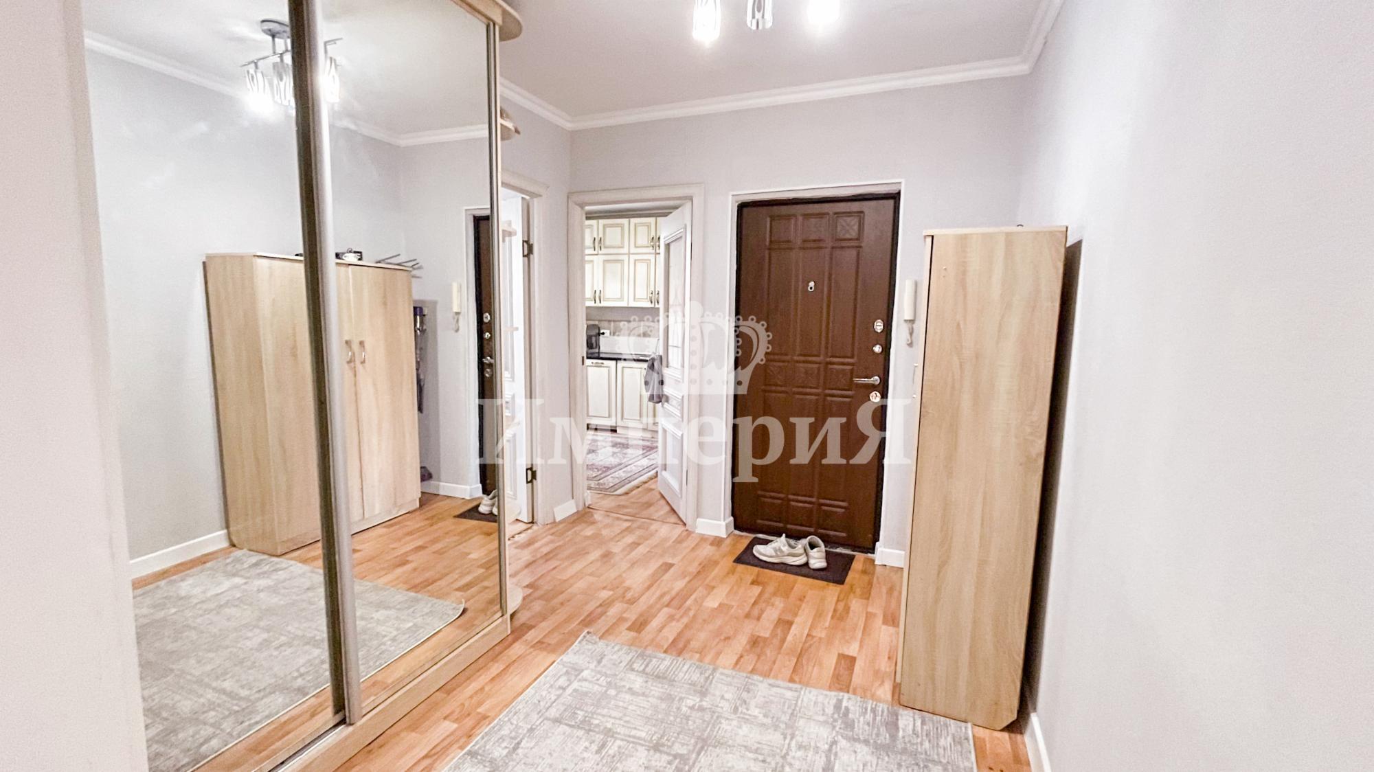 4-комнантная квартира, 81.0 м²,Военный городок за 29 900 000