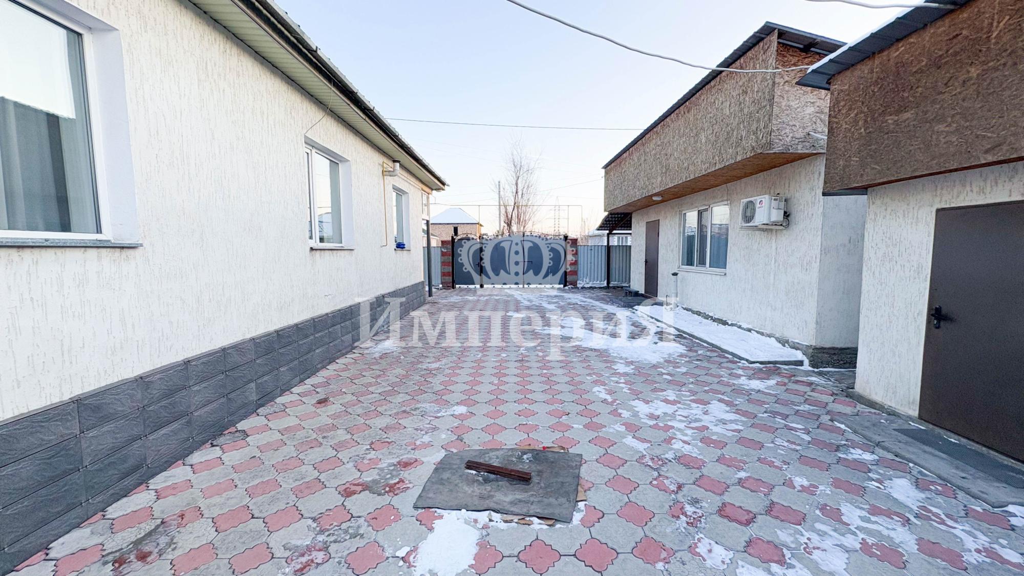 4-комнантный квартира, 102.0 м²,2 мкр за 45 000 000