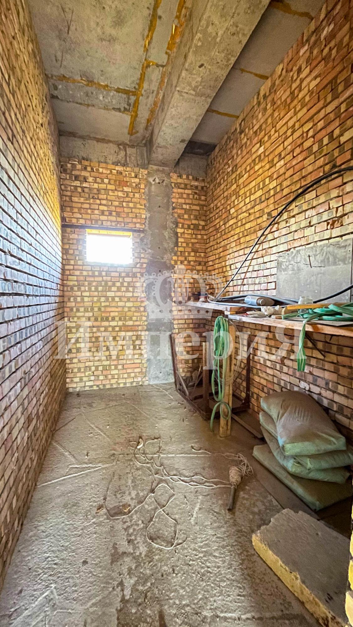 8-комнантный квартира, 470.0 м²,Абая за 58 000 000