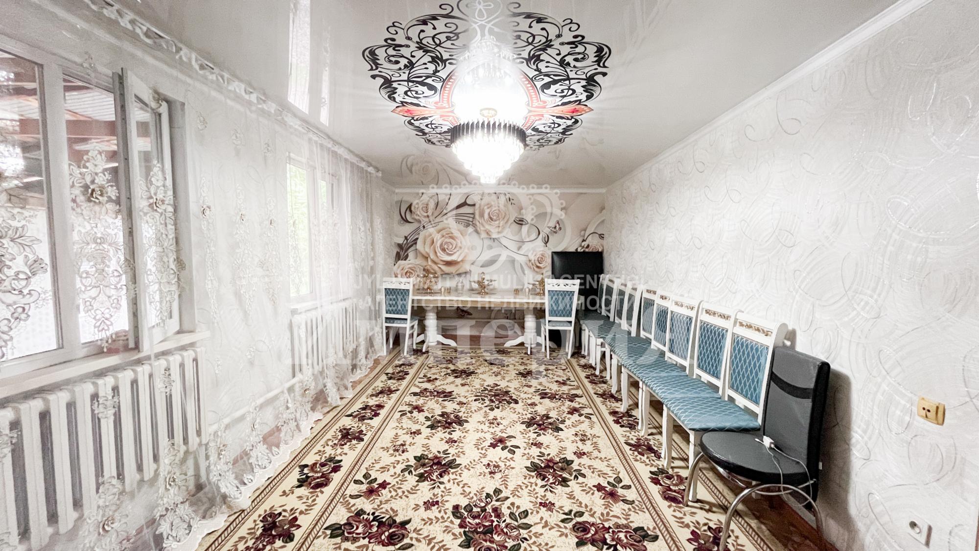 4-комнантный квартира, 122.0 м²,Подобедова за 23 000 000