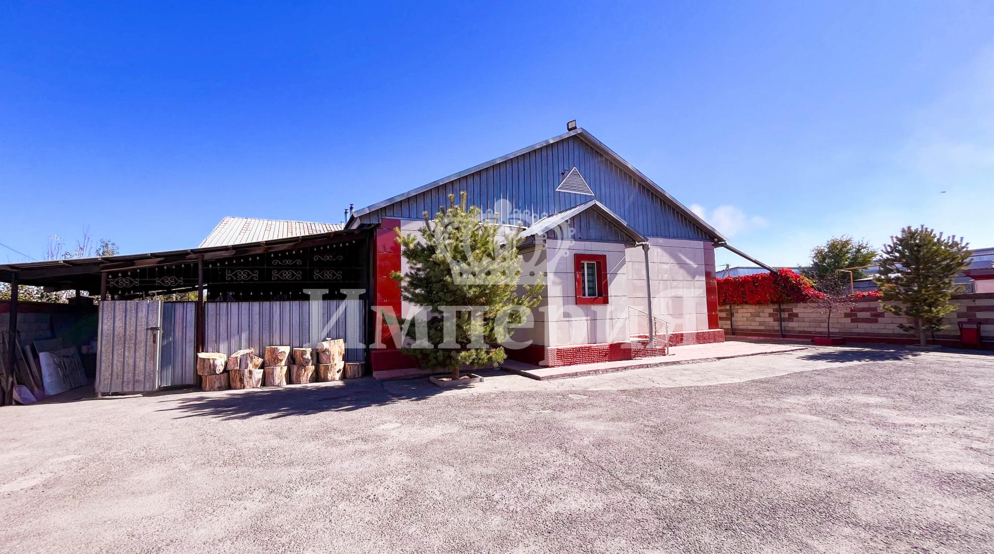 8-комнантный квартира, 557.0 м²,Желтоксан за 250 000 000