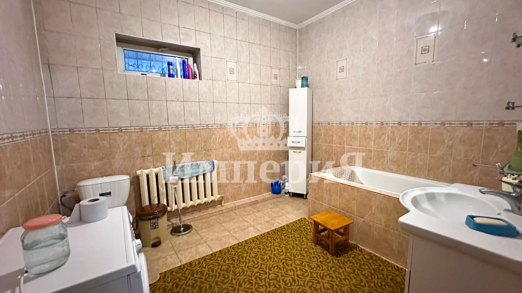 5-комнантный квартира, 218.0 м²,Ескельды Би за 80 000 000