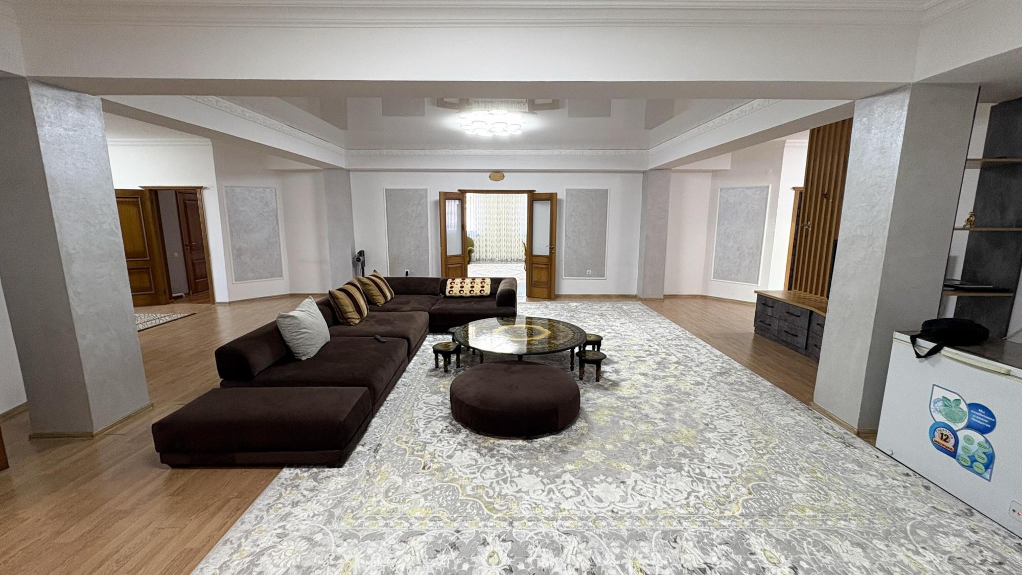 6-комнантный квартира, 300.0 м²,Талдыкорганская за 115 000 000