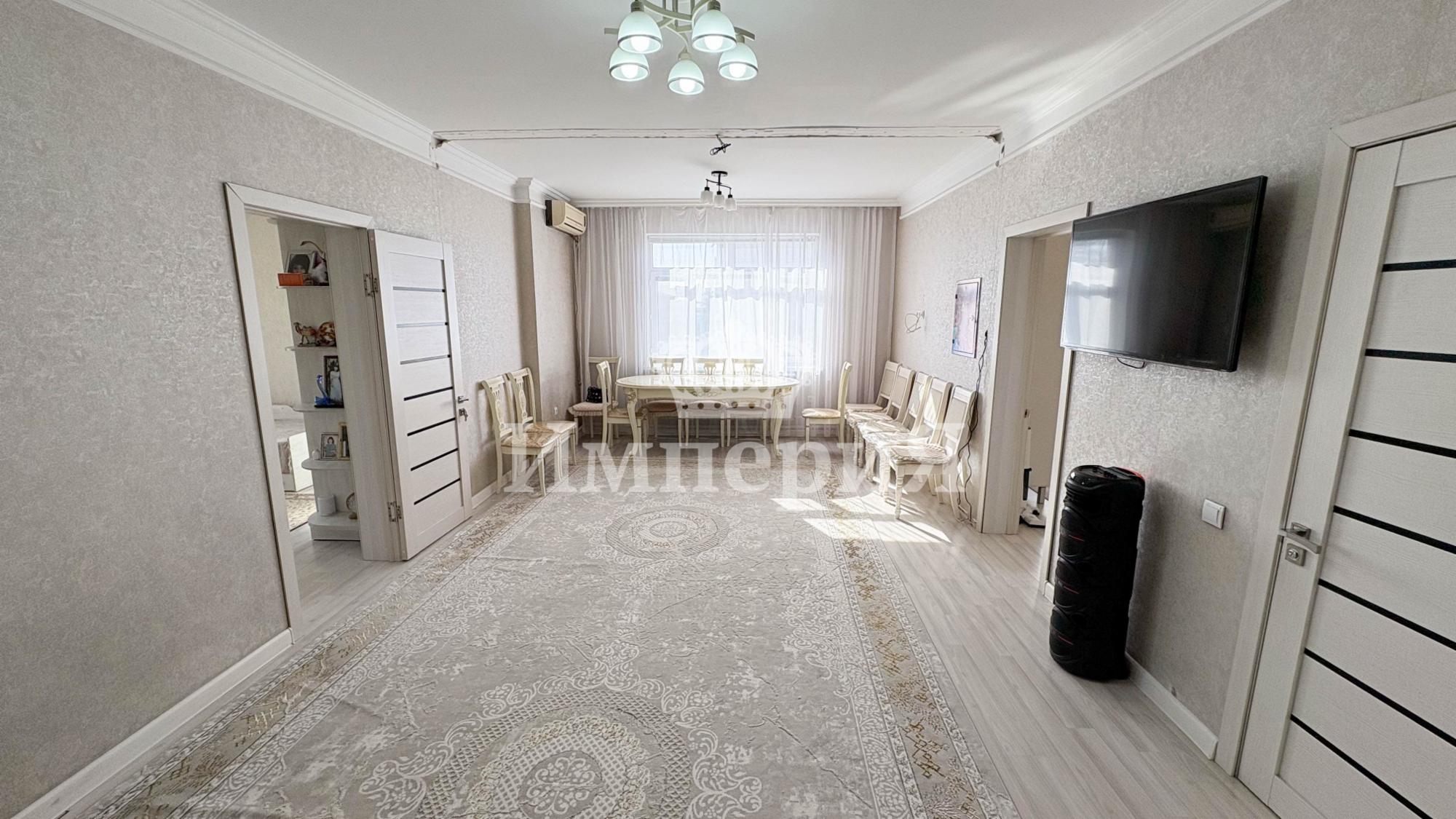 4-комнантная квартира, 106.0 м²,Назарбаева за 45 000 000