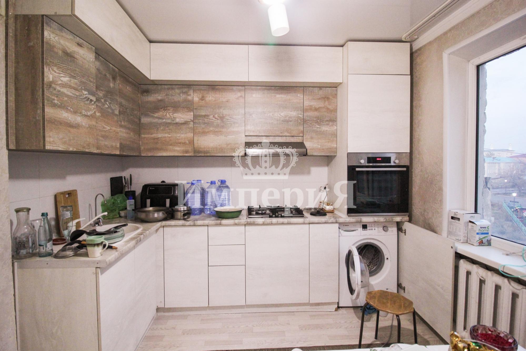 5-комнантная квартира, 110.0 м²,3 мкр за 380 000 000