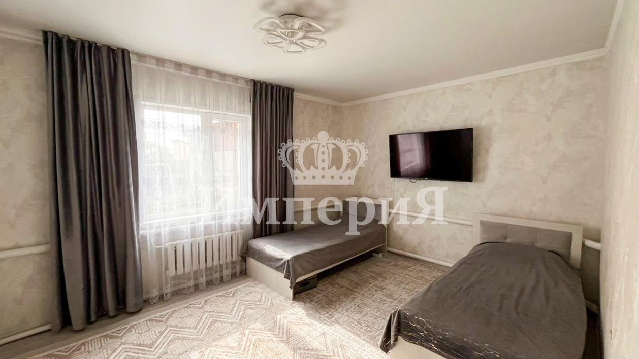 4-комнантный квартира, 100.0 м²,Гоголя за 33 000 000