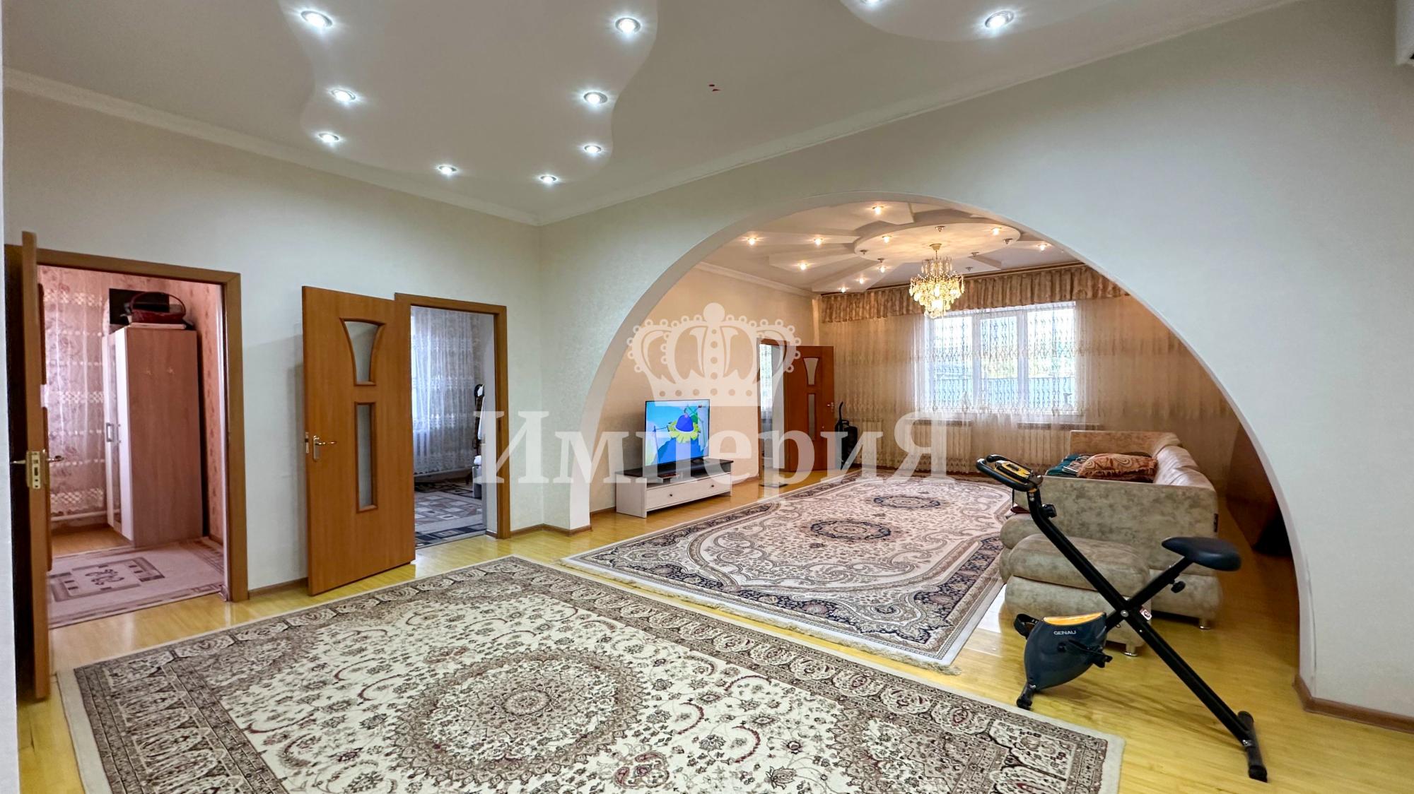 4-комнантный квартира, 155.0 м²,Избасарова за 35 000 000