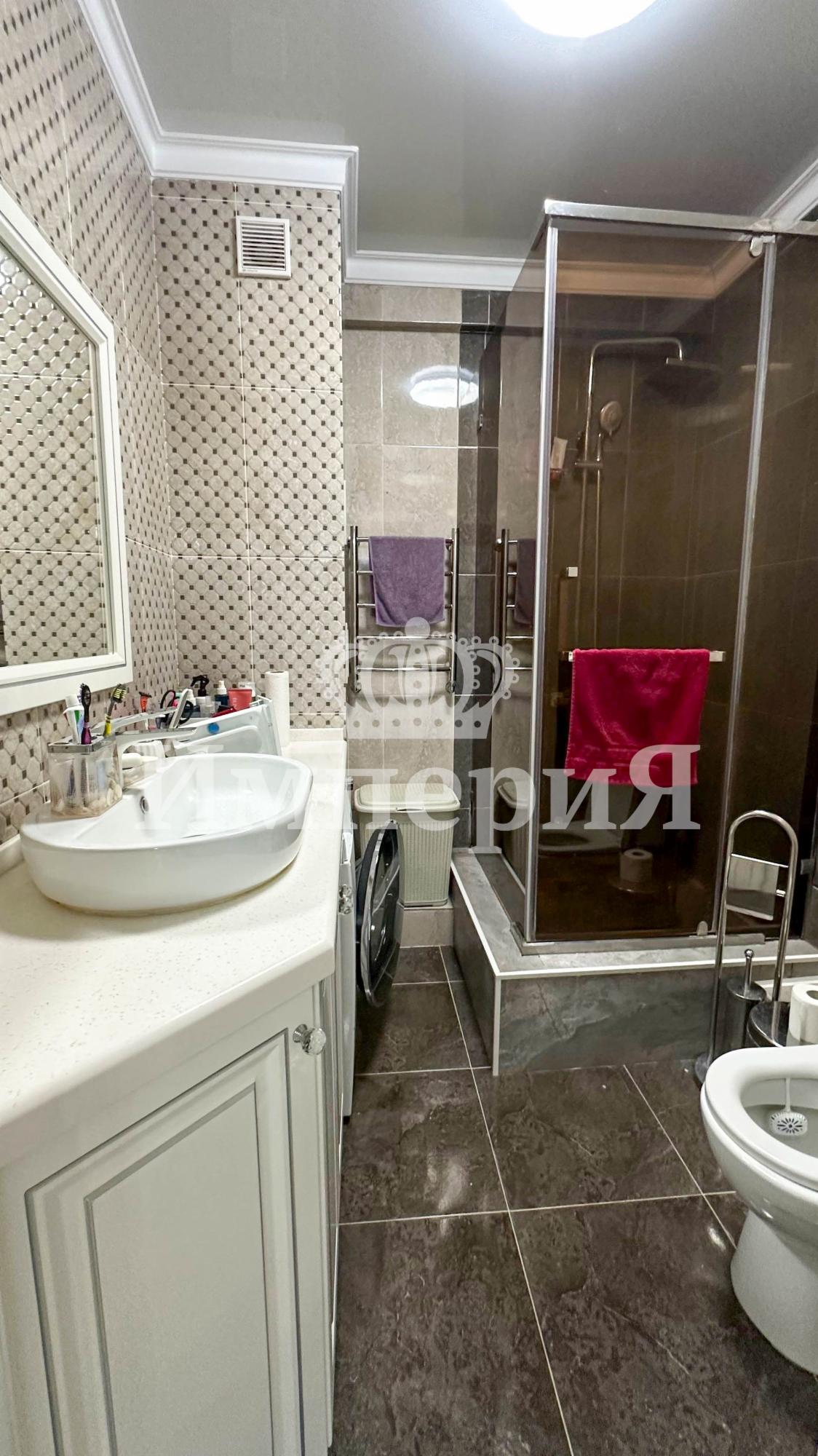 5-комнантная квартира, 141.5 м²,Бирлик за 53 000 000