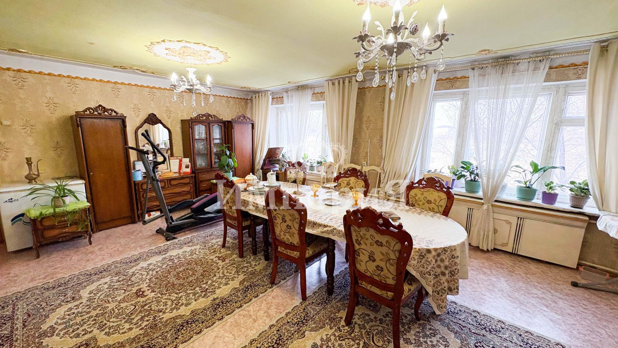 5-комнантная квартира, 148.0 м²,Жансугурова за 45 000 000