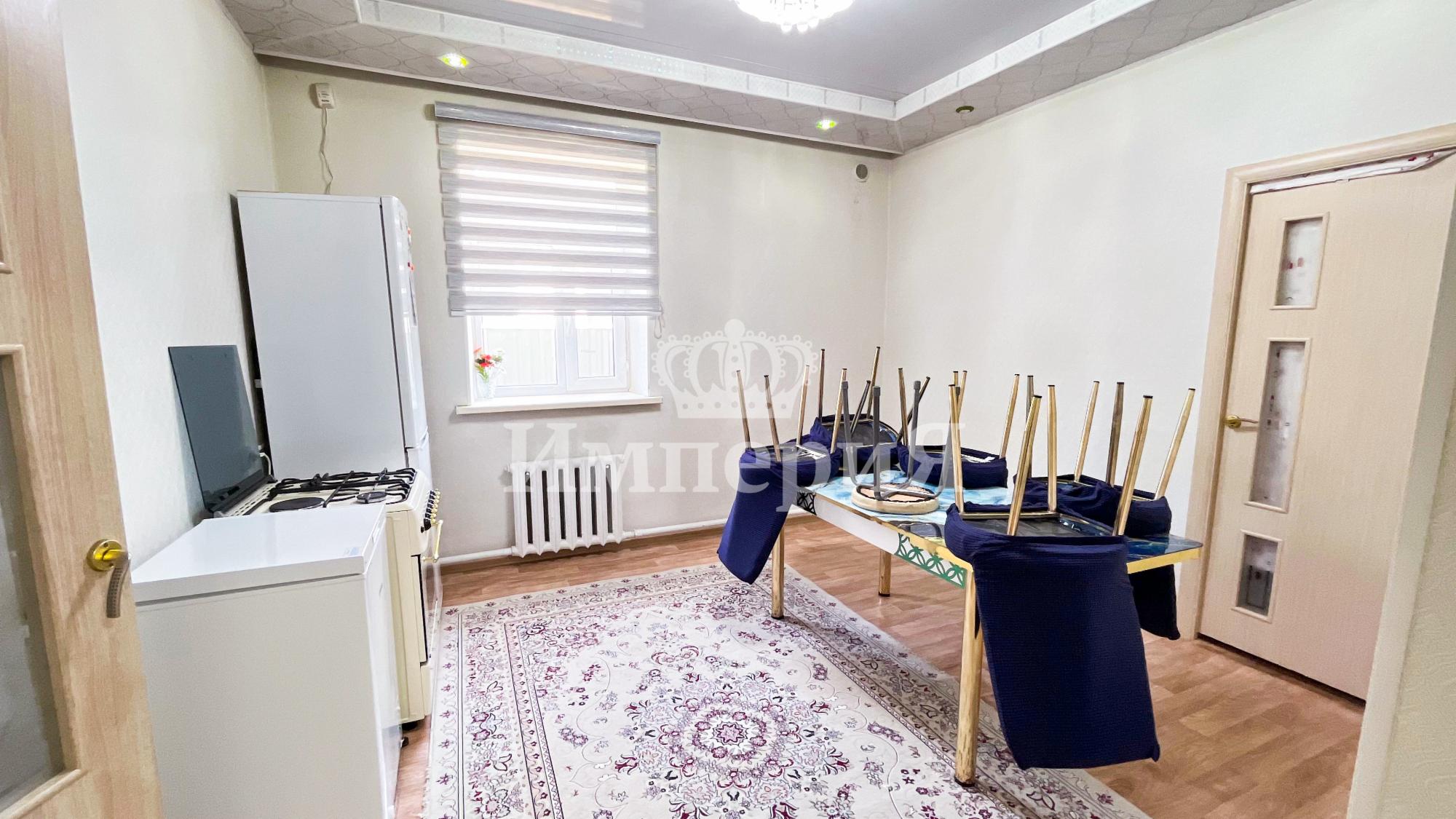 5-комнантный квартира, 156.0 м²,Гаухар Ана за 19 000 000