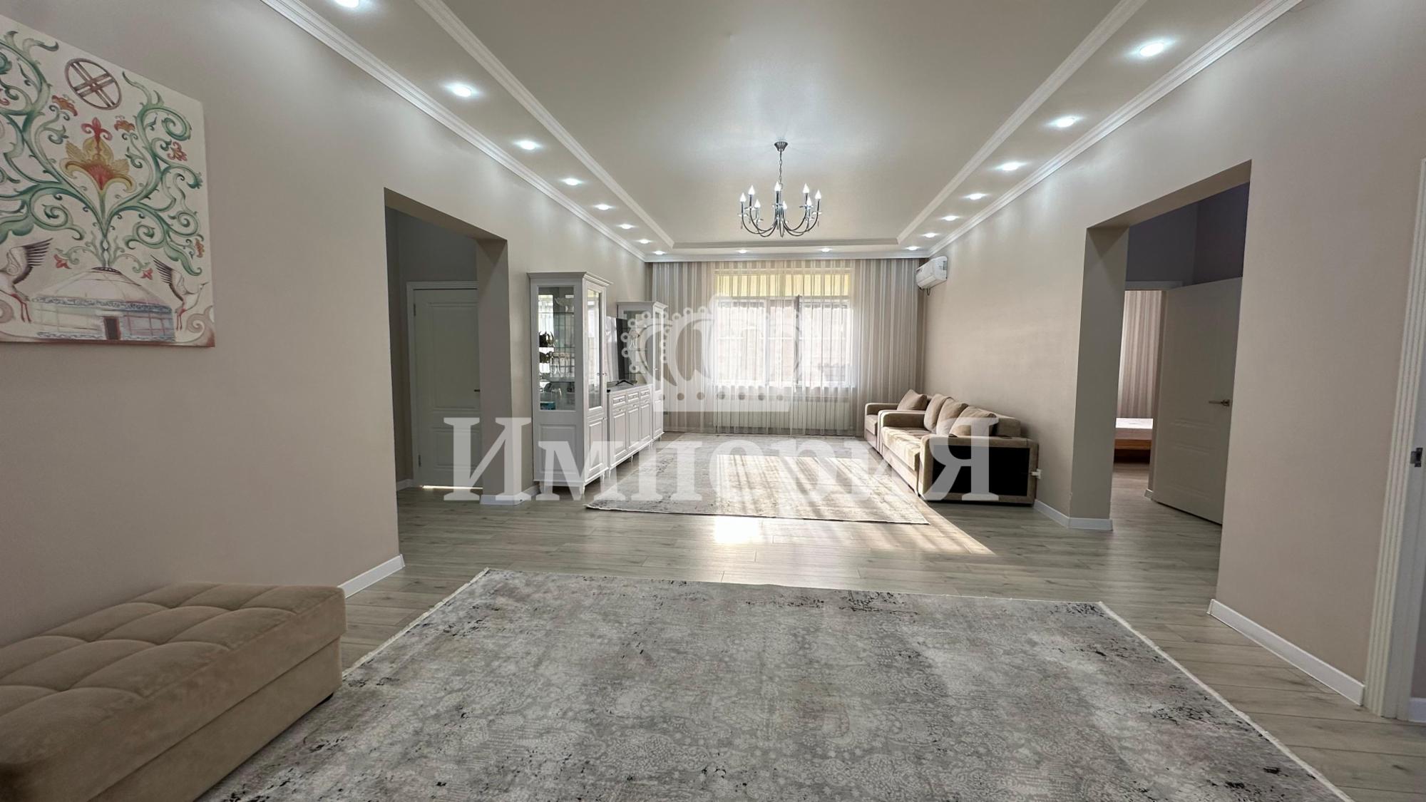 4-комнантный квартира, 140.0 м²,Бактыбаева за 59 000 000